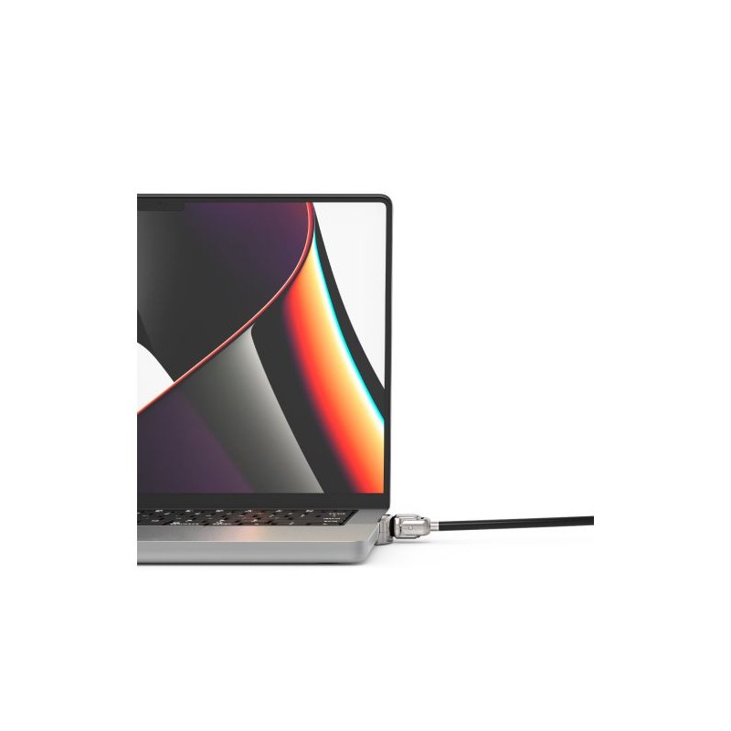 antivol branché sur le coté d'un macbook pro 16'